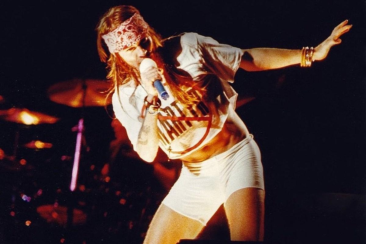 Axl-Rose-e-a-estranha-regra-dos-bastidores-por-que-ningu-m-podia-olhar-para-o-cantor.jpg